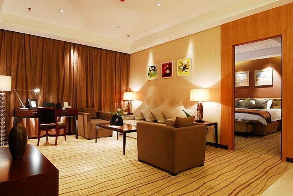 Beijing Yu Long International Hotel Buitenkant foto